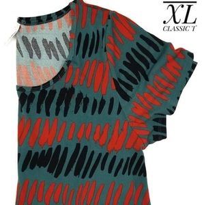 XL LULAROE CLASSIC T